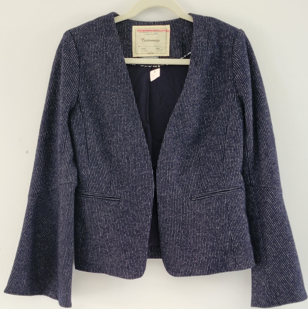 NWT Anthropologie Cartonnier navy stripe bell sleeve blazer size 6